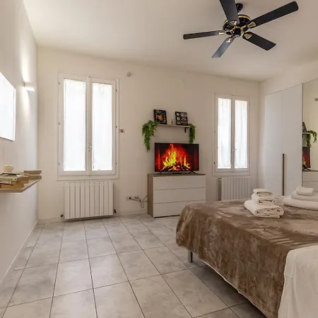 Ca 'Pico With Wifi-Few Steps From Center Apartment Mirandola Exterior photo